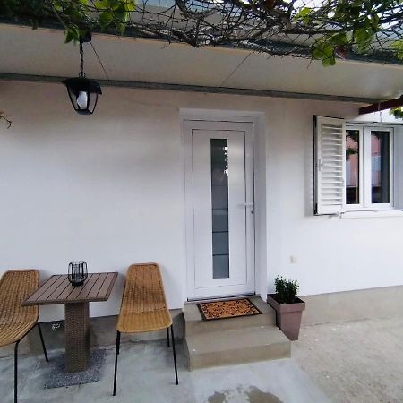 Apartment Aurora Χβαρ Εξωτερικό φωτογραφία