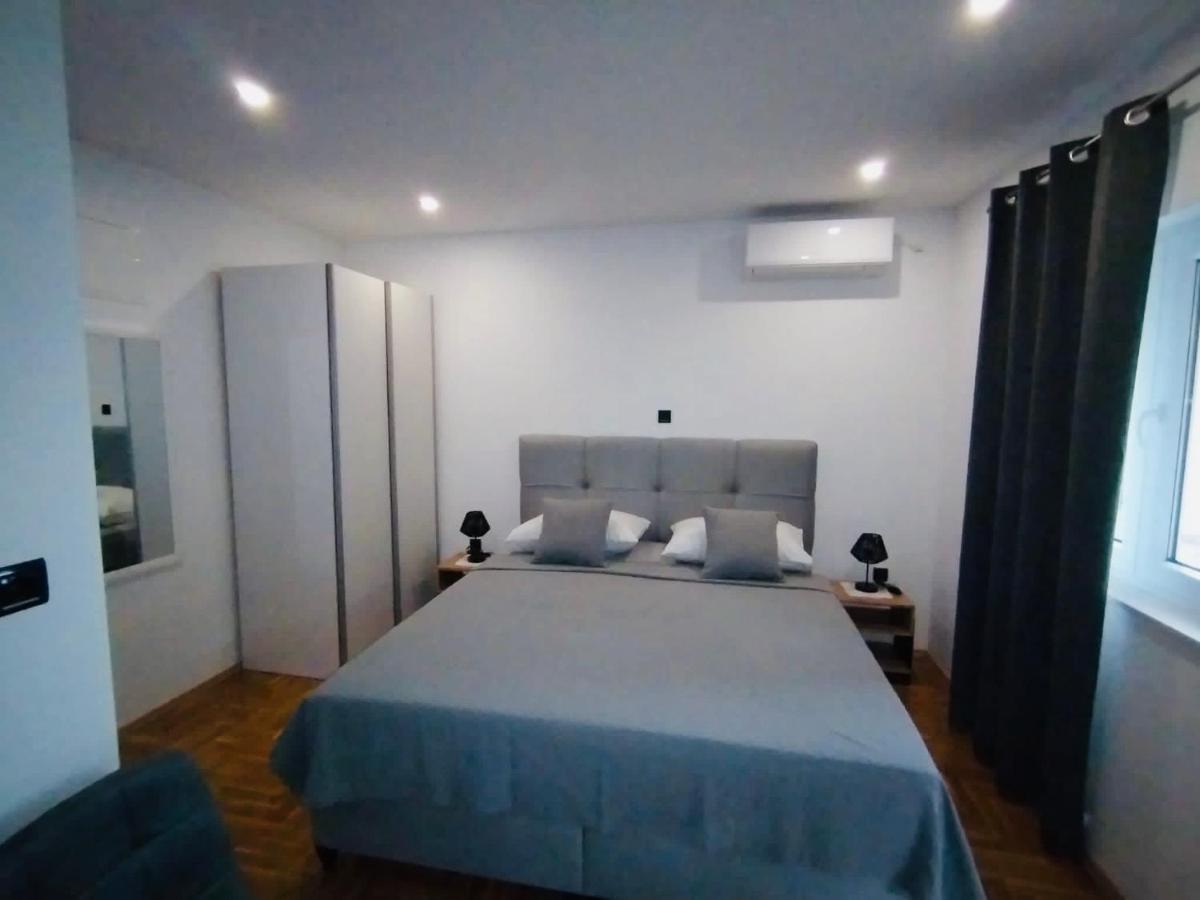 Apartment Aurora Χβαρ Εξωτερικό φωτογραφία